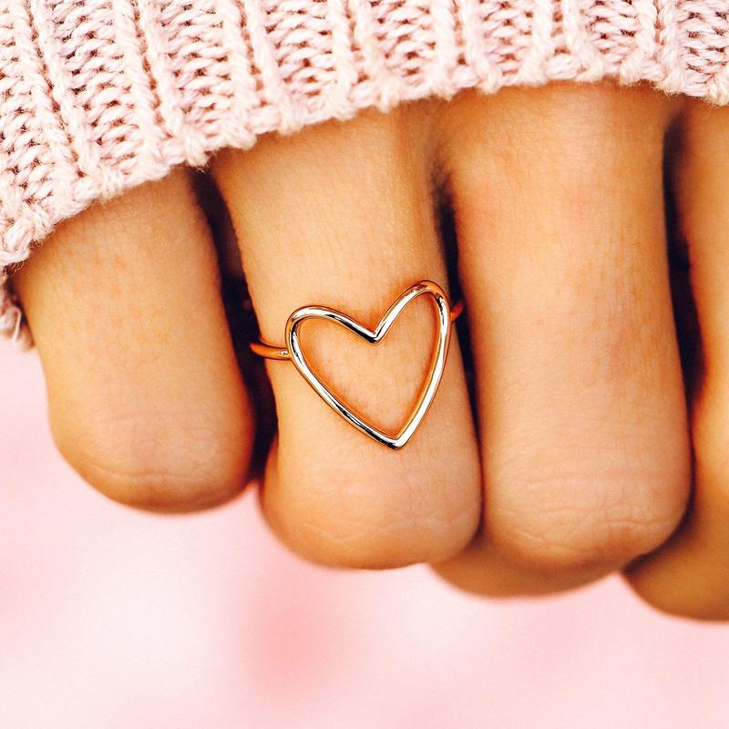 Chupi deals heart ring