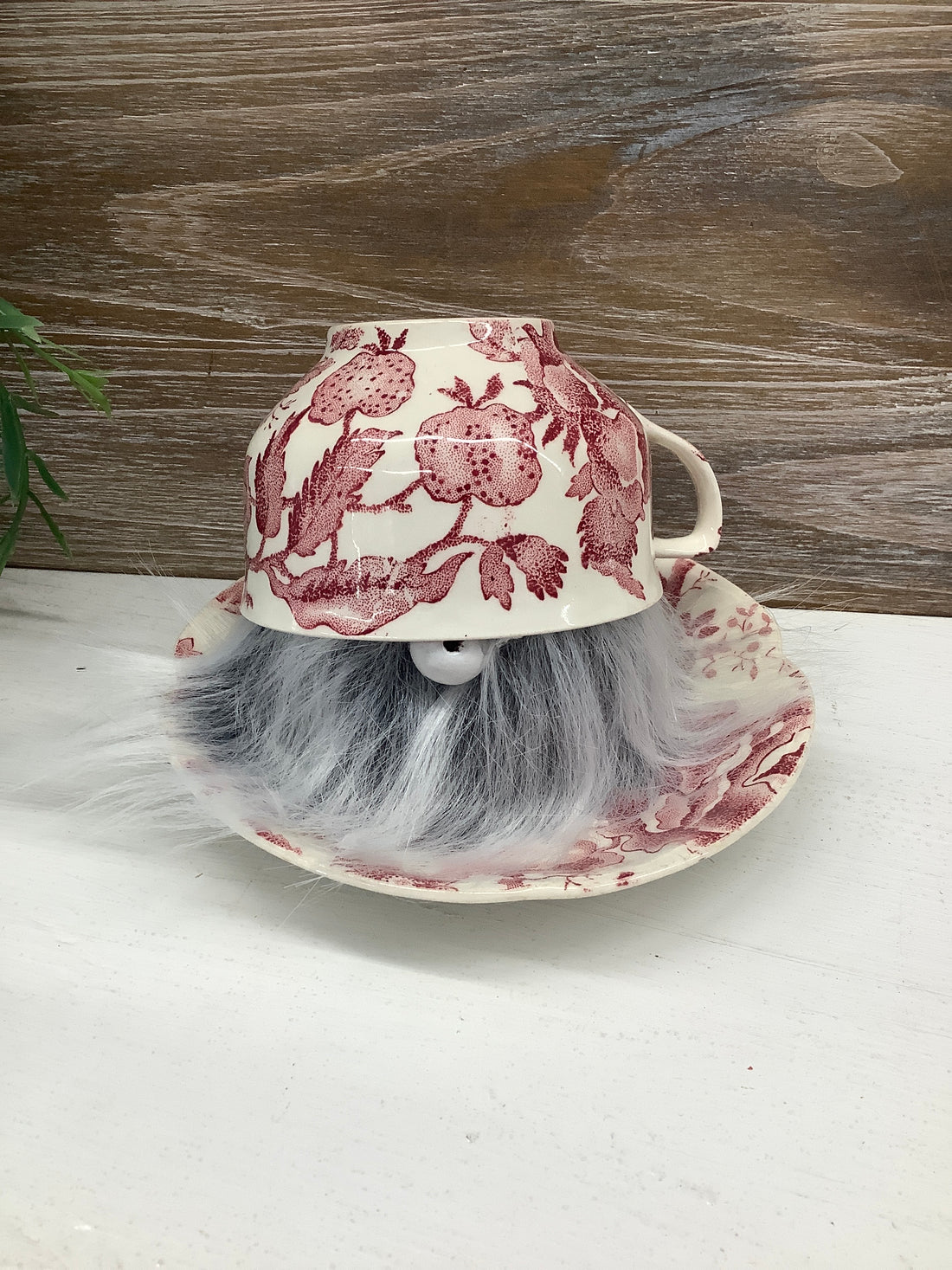 Red Pattern Teacup Gnome