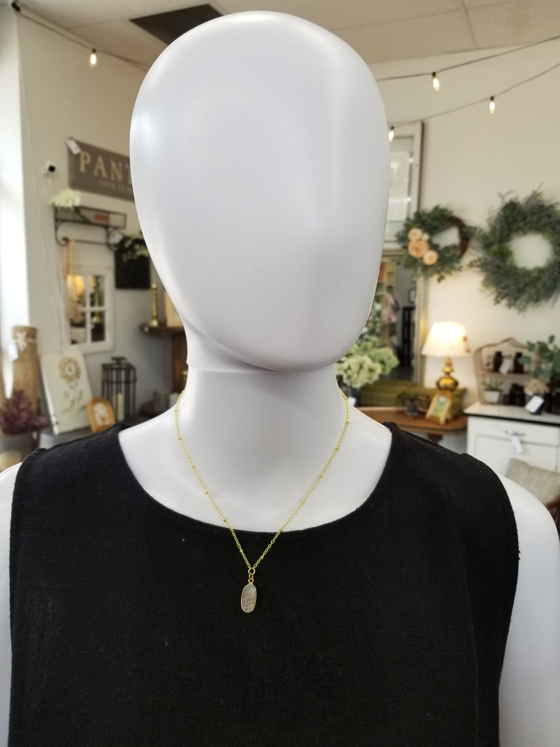 Gold Dainty Oval Stone Necklace