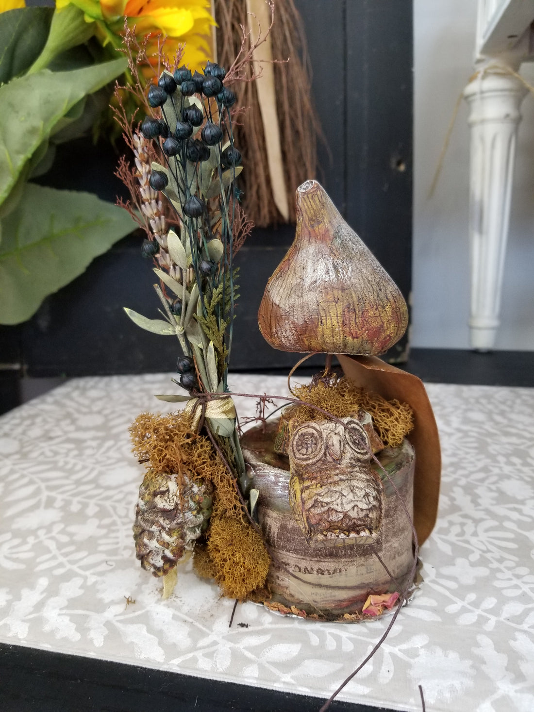 Garden Garlic Handmade Shelf Decor