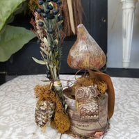 Garden Garlic Handmade Shelf Decor