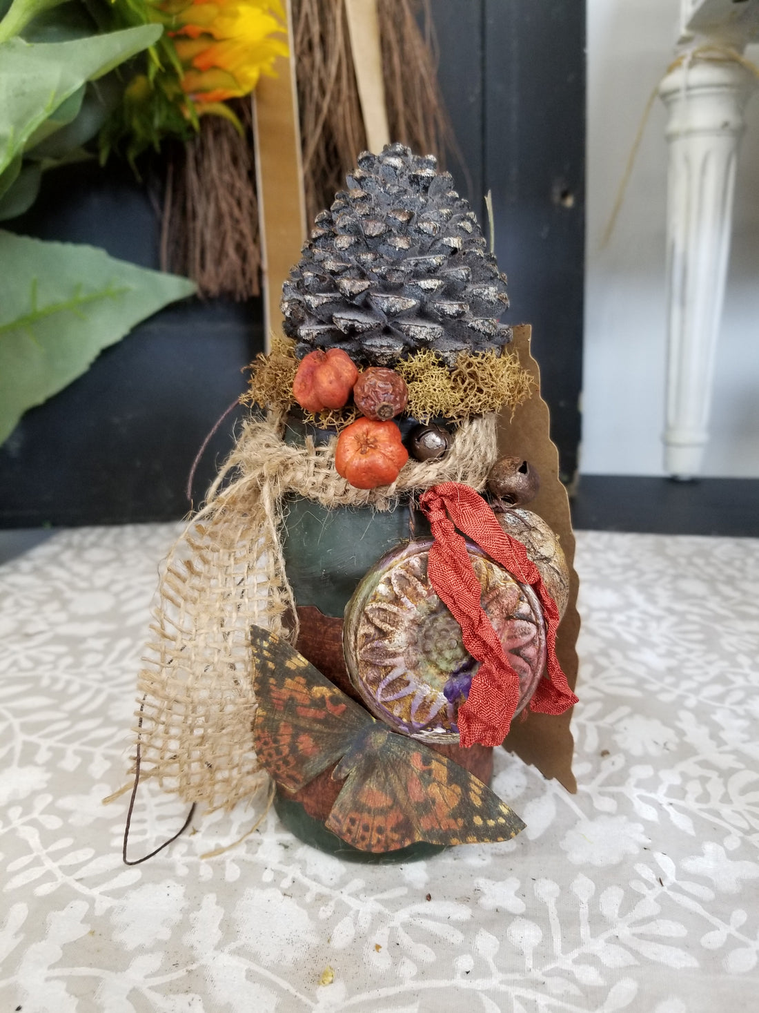 Pinecone Handmade Shelf Decor