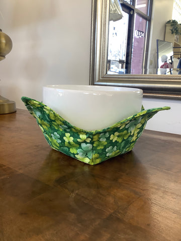 Green Shamrocks Bowl Cozy