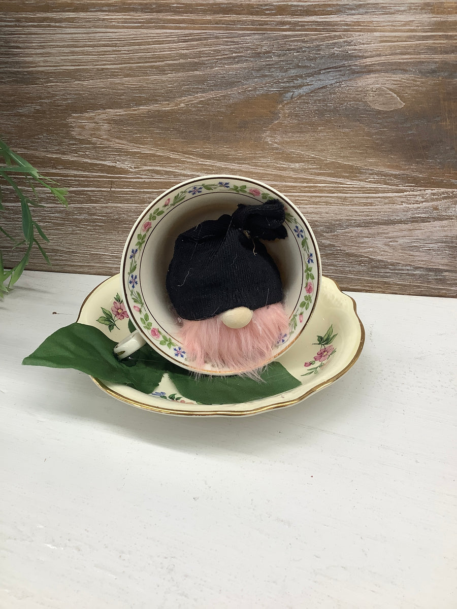 Cream Floral Pattern Teacup Gnome