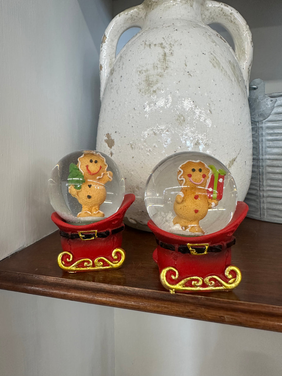 Gingerbread Man Christmas Waterball Snowglobe