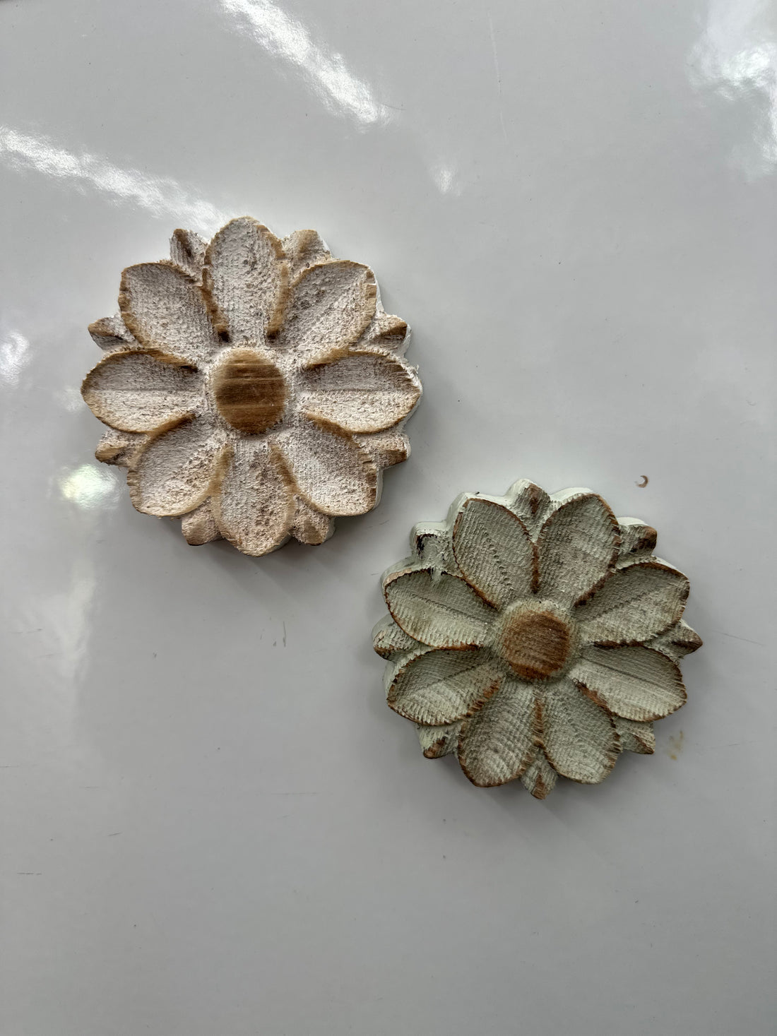 Wooden Daisy Magnet