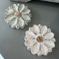 Wooden Daisy Magnet