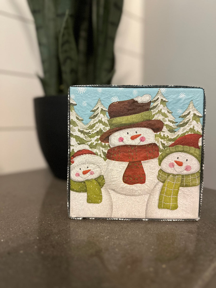 Snowmen Trio Holiday Shelf Sitter