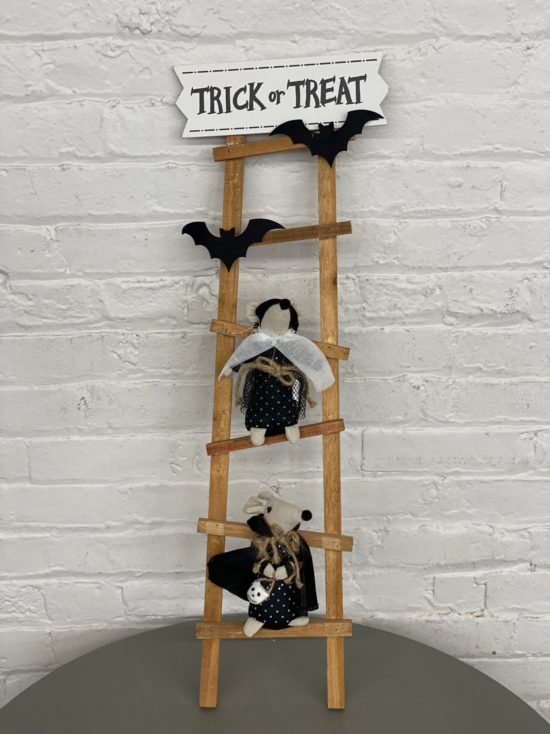 Sorcerer Mouse Trick or Treat Ladder